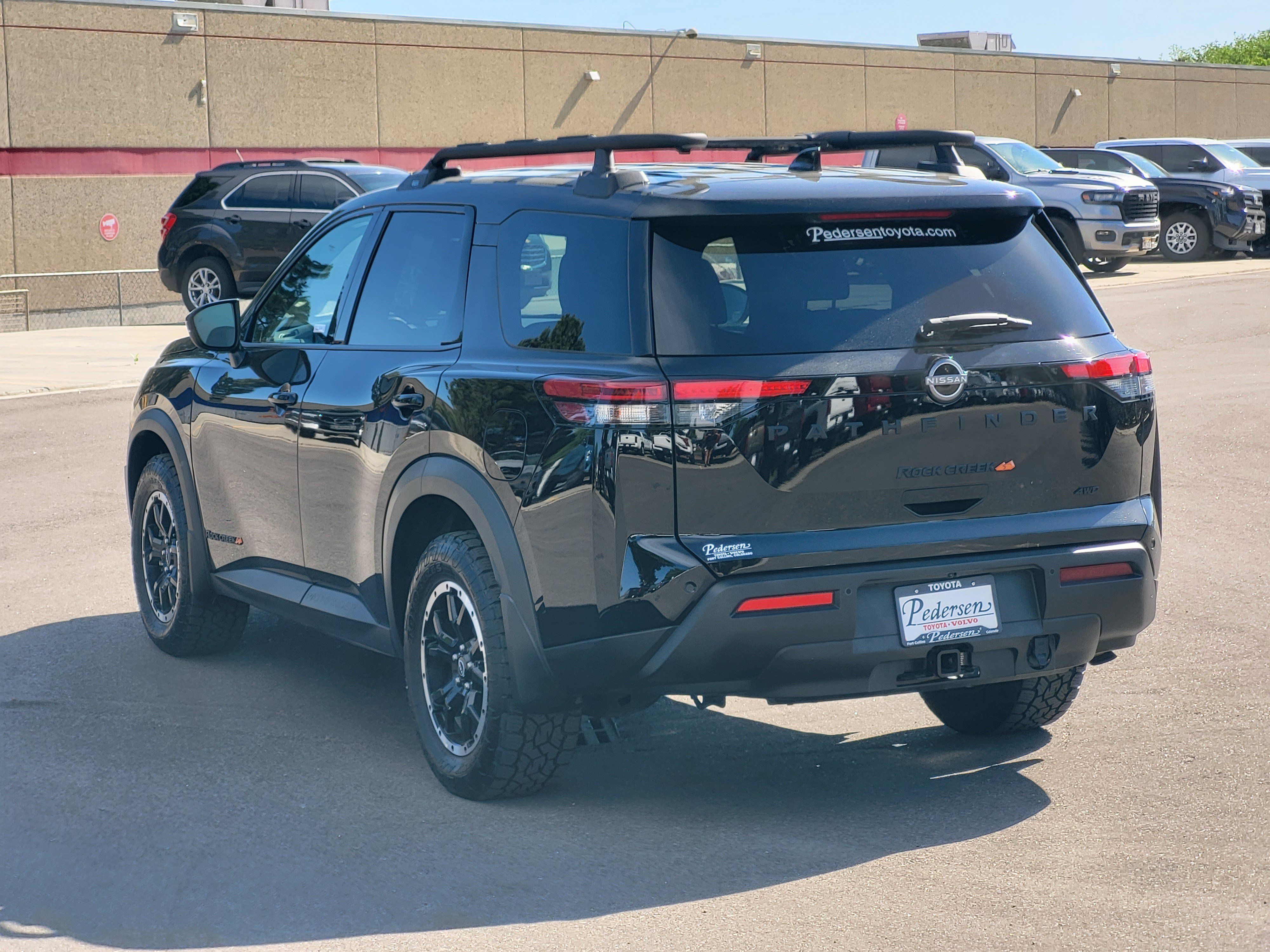 Used 2025 Nissan Pathfinder Rock Creek AWD/4WD image 3