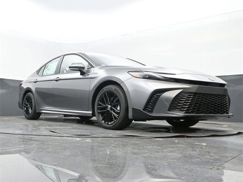 New 2026 Toyota Camry SE image 23