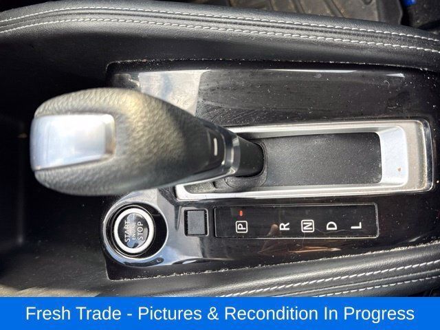 Used 2020 Nissan Kicks SR FWD image 14