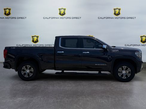 Used 2022 GMC Sierra 1500 SLT w/ SLT Convenience Package AWD/4WD image 6