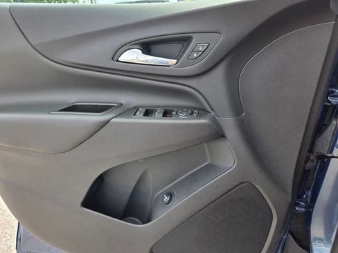 Certified 2024 Chevrolet Equinox LT FWD image 22