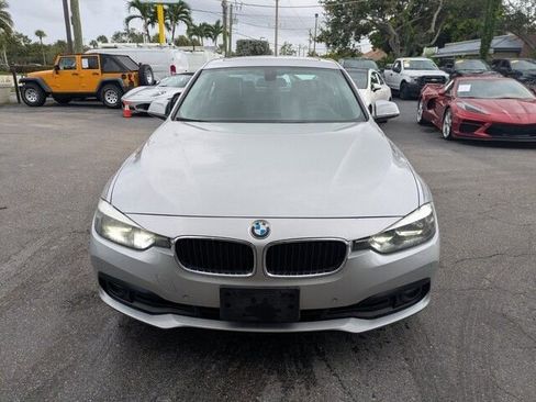 Used 2017 BMW 320i xDrive Sedan image 2