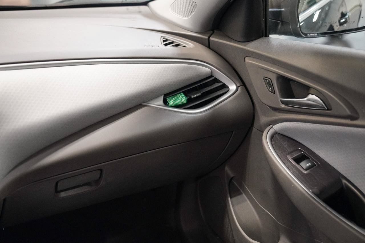 Used 2024 Chevrolet Malibu LS FWD image 29