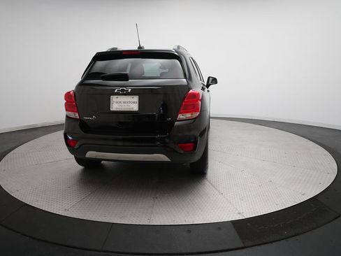 Used 2020 Chevrolet Trax LT FWD image 13