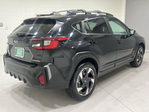 Certified 2025 Subaru Crosstrek 2.5i Limited w/ Crosstrek Mirror Package image 8