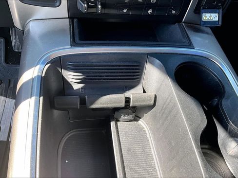 Used 2017 RAM 3500 Big Horn image 17