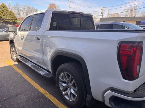 Used 2021 GMC Sierra 1500 Denali image 6