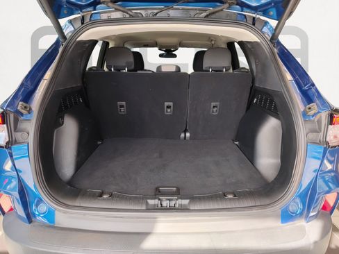 Used 2022 Ford Escape SE w/ SE Sport Appearance Package image 16