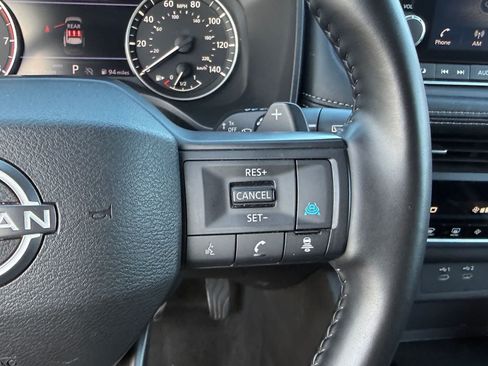 Used 2025 Nissan Rogue SV AWD/4WD image 21
