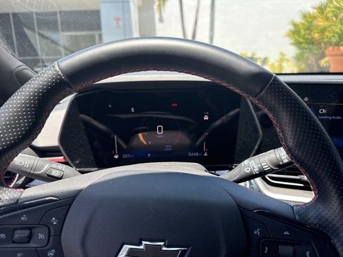 Used 2024 Chevrolet Trax RS w/ Driver Confidence Package FWD image 7