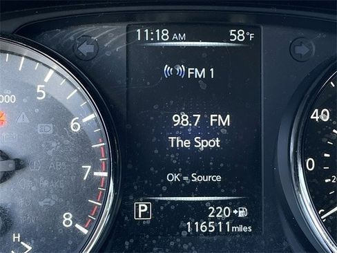 Used 2017 Nissan Rogue S image 15