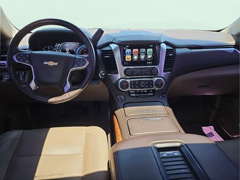 Used 2019 Chevrolet Suburban Premier AWD/4WD image 11