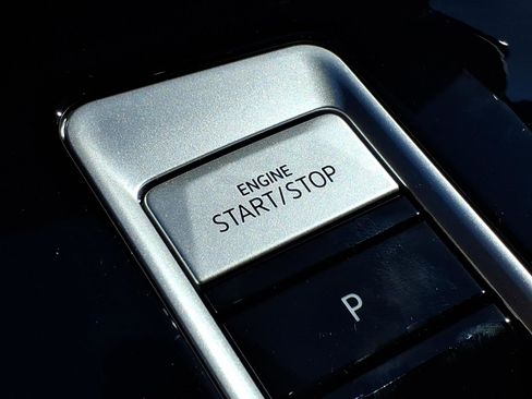 New 2026 Volkswagen Atlas SE image 19