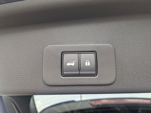 New 2025 Nissan Murano SL AWD/4WD image 13