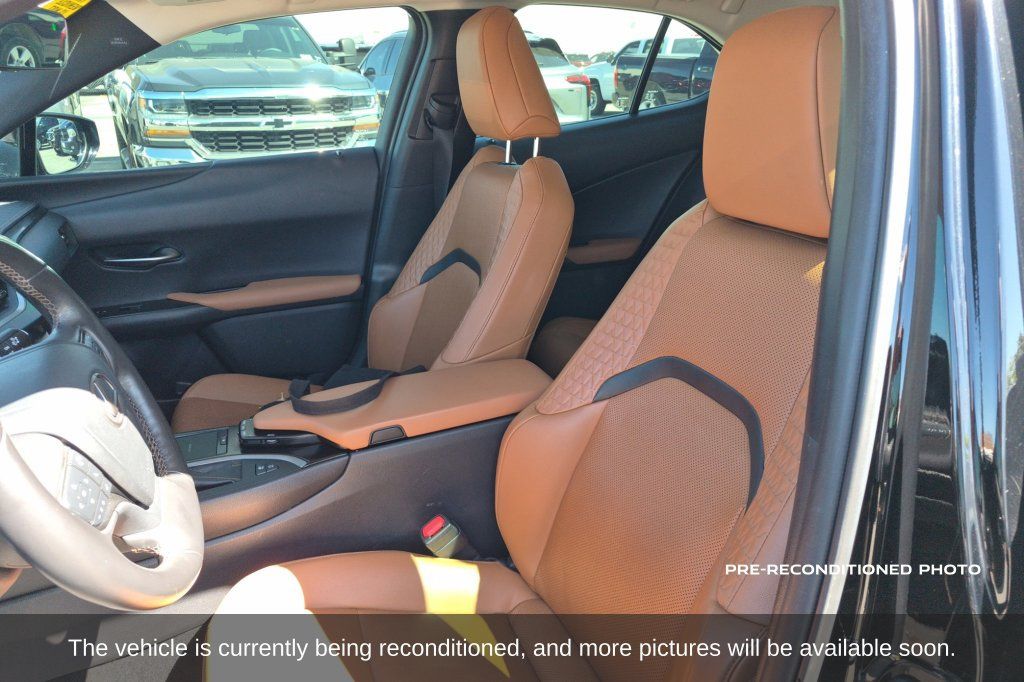 Used 2020 Lexus UX 250h w/ Premium Package AWD/4WD image 11
