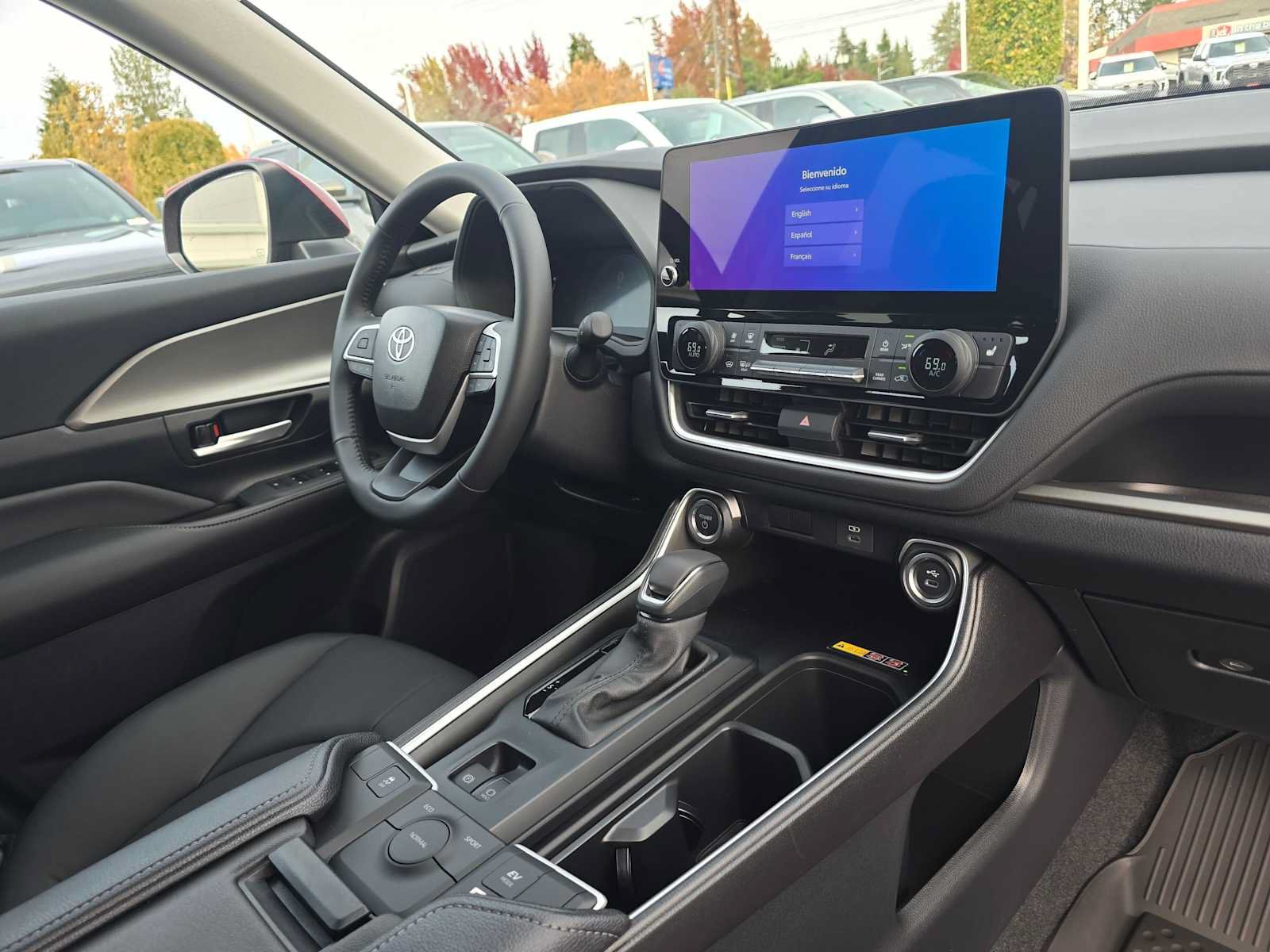 New 2026 Toyota Grand Highlander XLE FWD image 10
