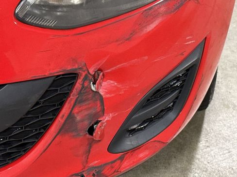 Used 2014 MAZDA MAZDA2 Sport FWD image 31