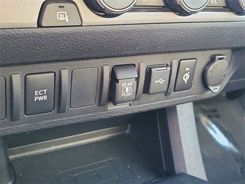 Used 2023 Toyota Tacoma TRD Sport image 10