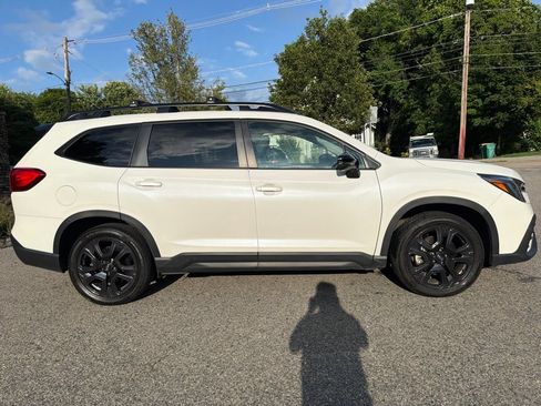 Used 2023 Subaru Ascent Onyx Edition AWD/4WD image 7