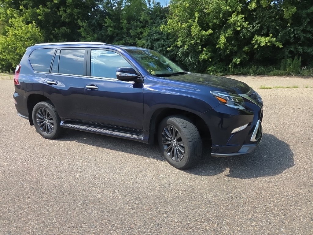 Used 2021 Lexus GX 460 Premium w/ Accessory Package AWD/4WD image 22