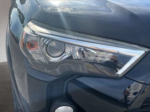 Used 2016 Toyota 4Runner SR5 RWD image 29