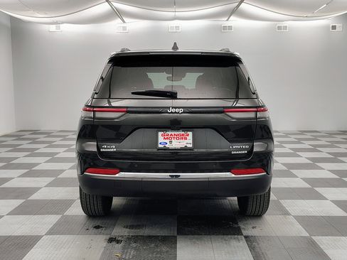 Used 2024 Jeep Grand Cherokee Limited image 10