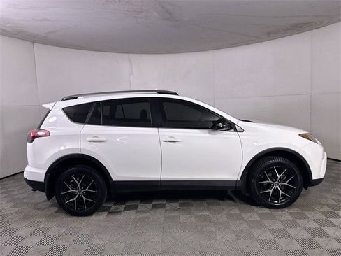 Used 2017 Toyota RAV4 SE w/ Power Extra Value Package image 9