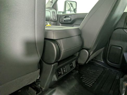 New 2025 GMC Sierra 3500 Pro w/ Convenience Package AWD/4WD image 23