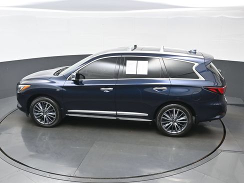 Used 2019 INFINITI QX60 Luxe w/ Sensory Package AWD/4WD image 38