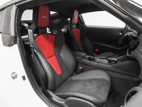Used 2026 Nissan Z NISMO RWD image 20
