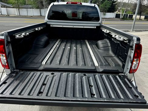 Used 2007 Nissan Frontier LE image 6