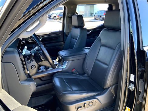 Certified 2023 GMC Sierra 1500 SLT image 7