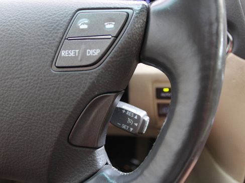 Used 2012 Lexus LS 460 image 16