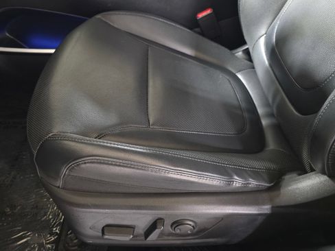 Certified 2023 Hyundai Tucson Limited AWD/4WD image 24