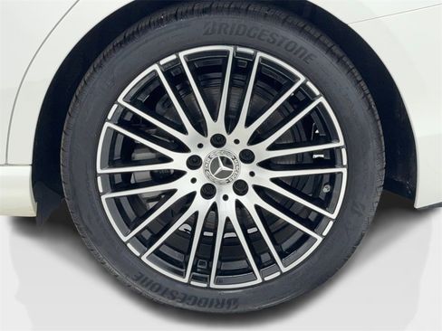 Used 2024 Mercedes-Benz C 300 4MATIC Sedan image 58