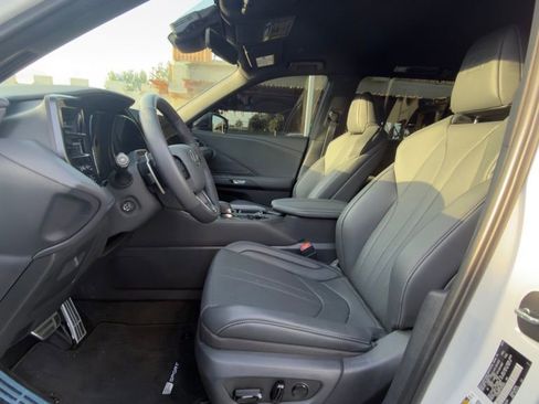 Used 2026 Lexus TX 500h AWD w/ Technology Package image 7