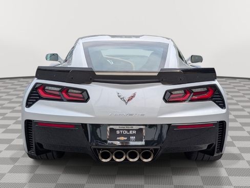 Used 2015 Chevrolet Corvette Z06 w/ 3LZ Preferred Equipment Group RWD image 4