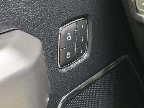 Used 2020 Ford F150 Lariat w/ Equipment Group 502A Luxury image 10