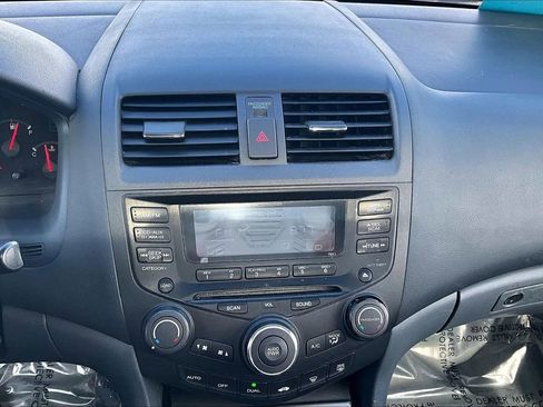 Used 2005 Honda Accord EX-L image 21