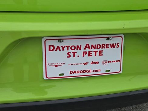 Used 2019 Dodge Charger Scat Pack RWD image 9