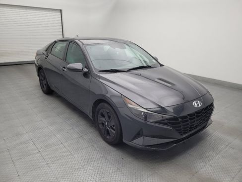 Used 2021 Hyundai Elantra SEL FWD image 13