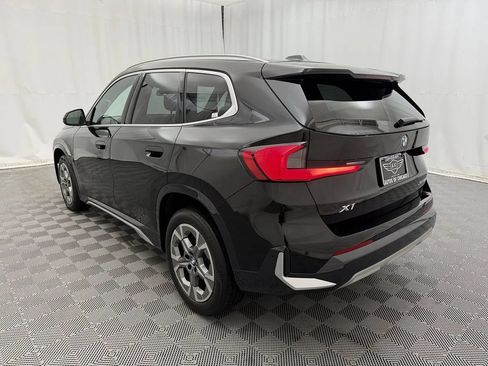 Used 2025 BMW X1 xDrive28i AWD/4WD image 5