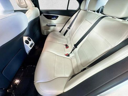 Used 2024 Mercedes-Benz C 300 4MATIC Sedan image 23