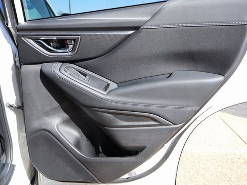 Used 2020 Subaru Forester Premium image 12