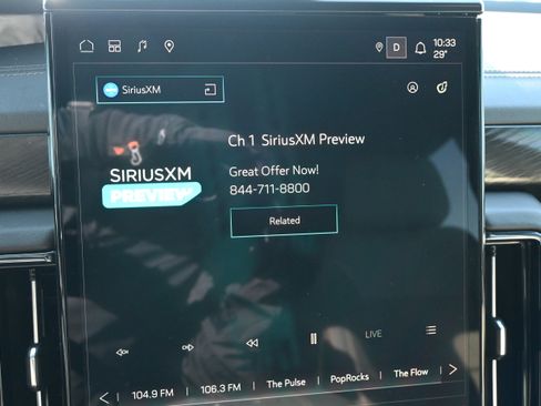 Used 2025 GMC Yukon AT4 w/ AT4 Premium Package image 24