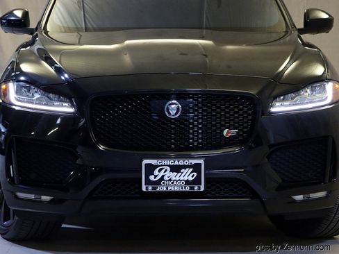 Used 2020 Jaguar F-PACE S image 6
