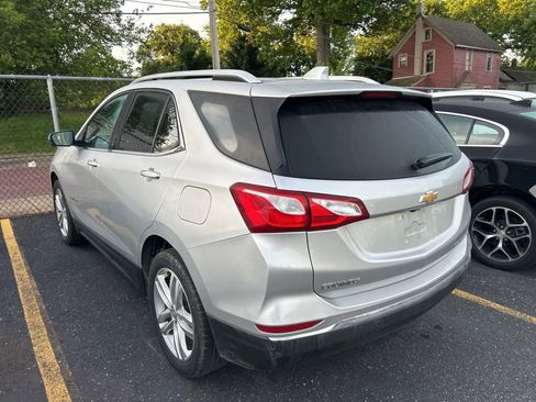 Used 2021 Chevrolet Equinox Premier AWD/4WD image 9