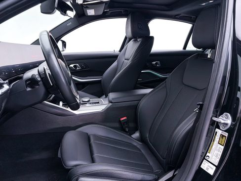 Used 2025 BMW M340i RWD image 19