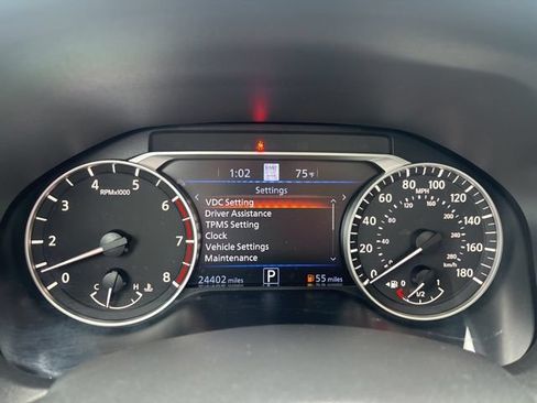 Used 2023 Nissan Altima 2.0 SR FWD image 28