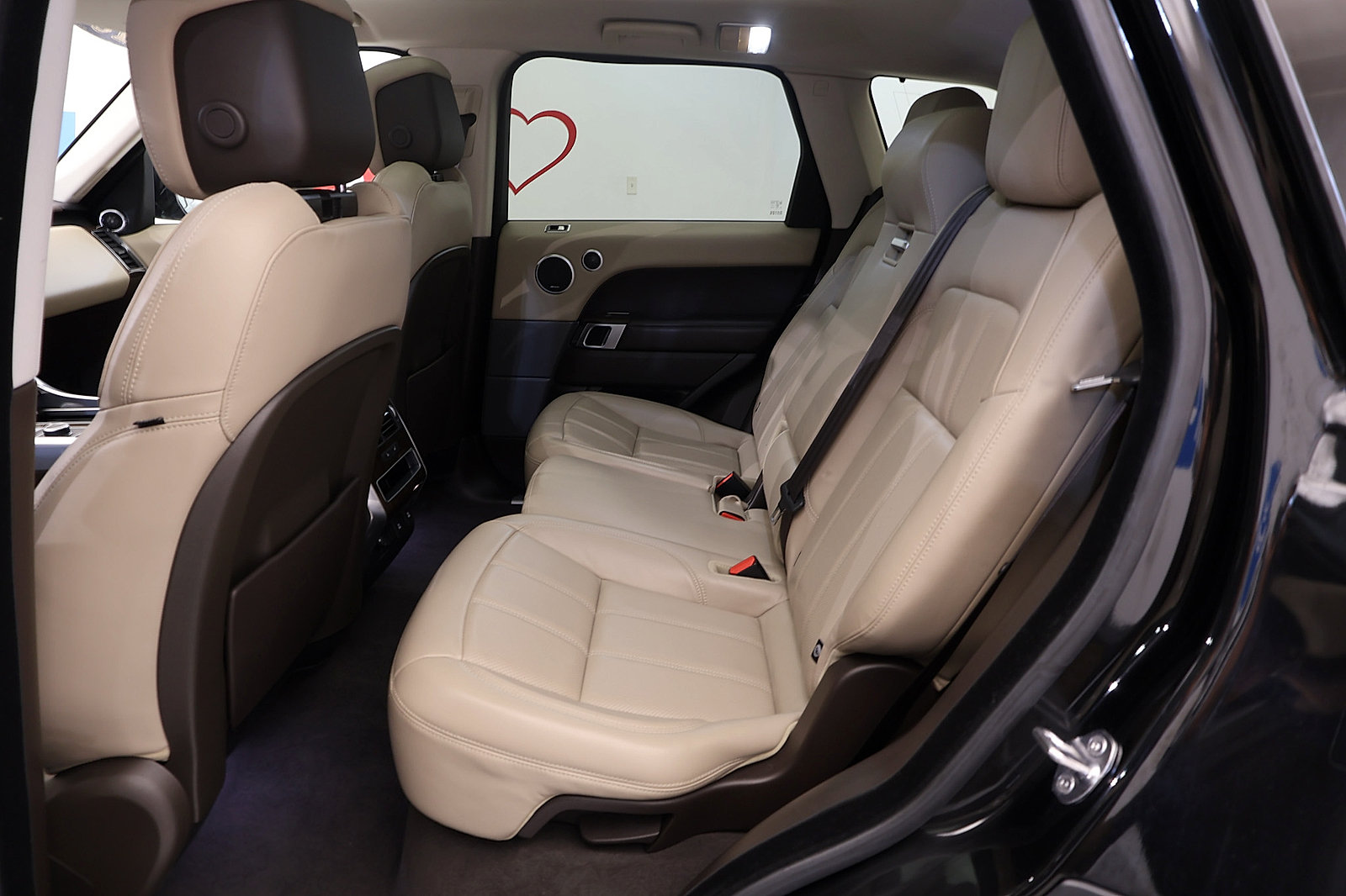 Used 2018 Land Rover Range Rover Sport HSE AWD/4WD image 14